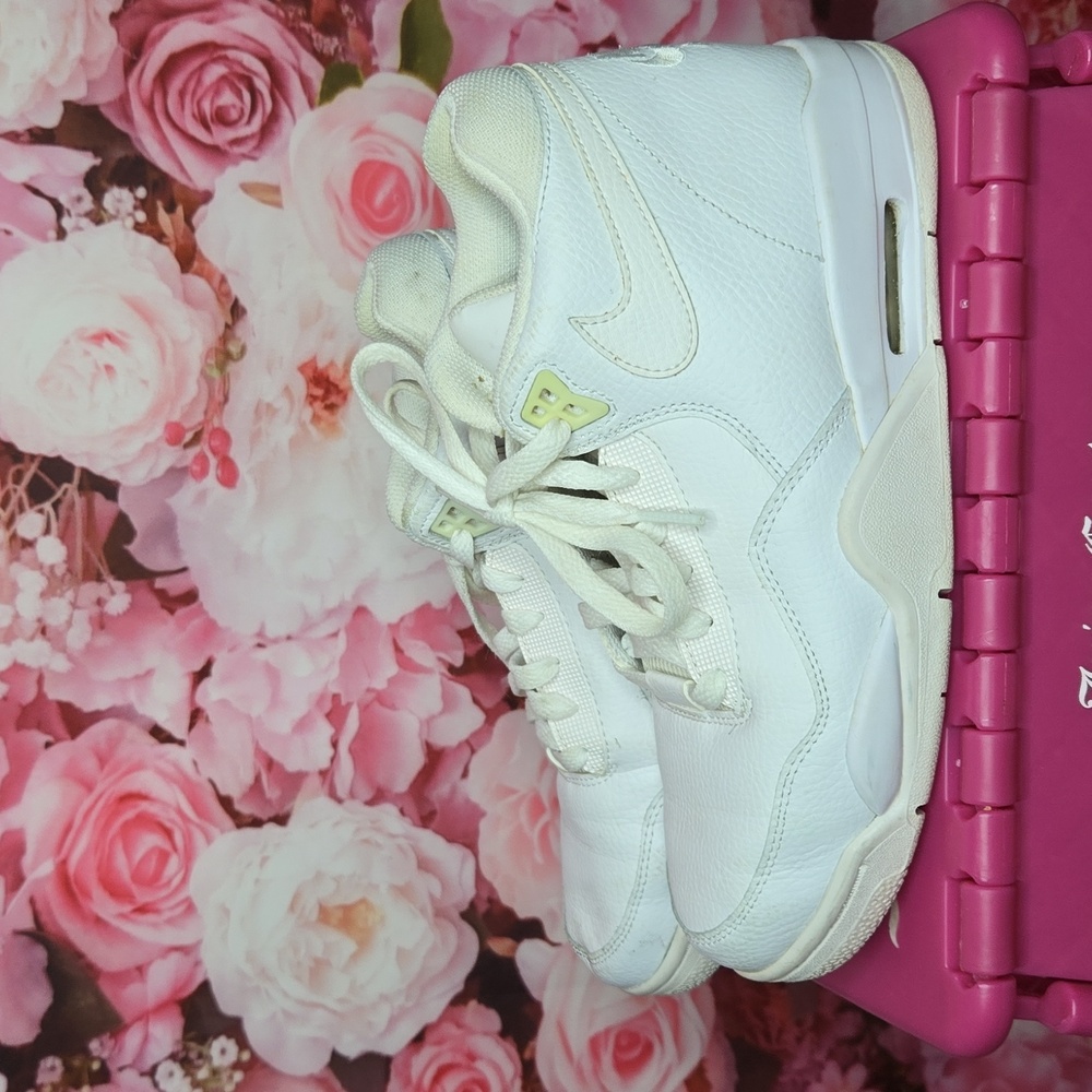 Nike Air Flight Mens Sneakers size 7 triple white like new - Picture 2 of 8